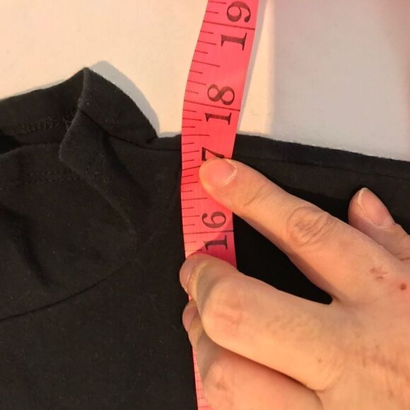 Black stretch roots canada tee shirt 💚 - Picture 6 of 7